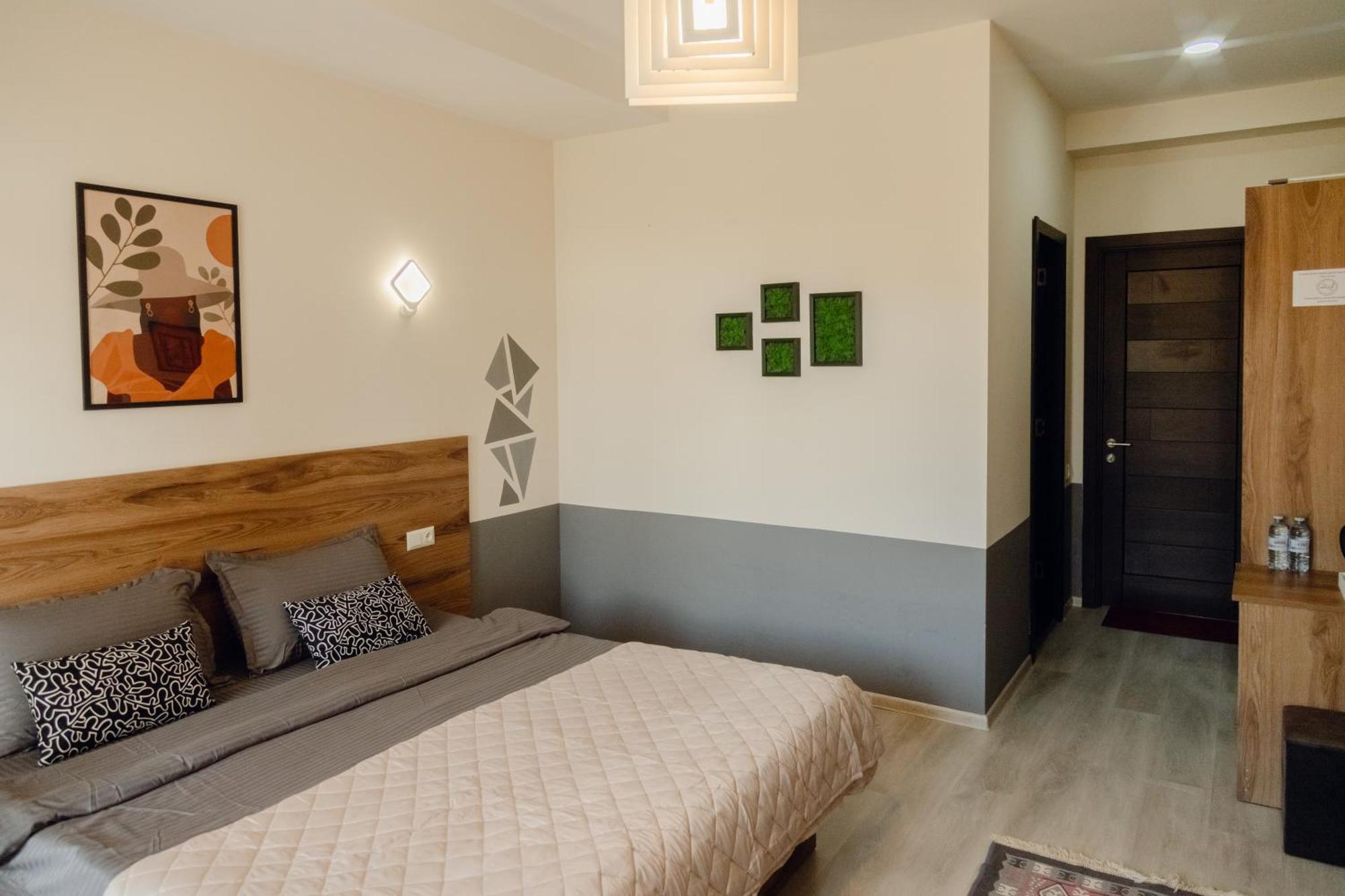 Hotel Graf T Τυφλίδα Εξωτερικό φωτογραφία